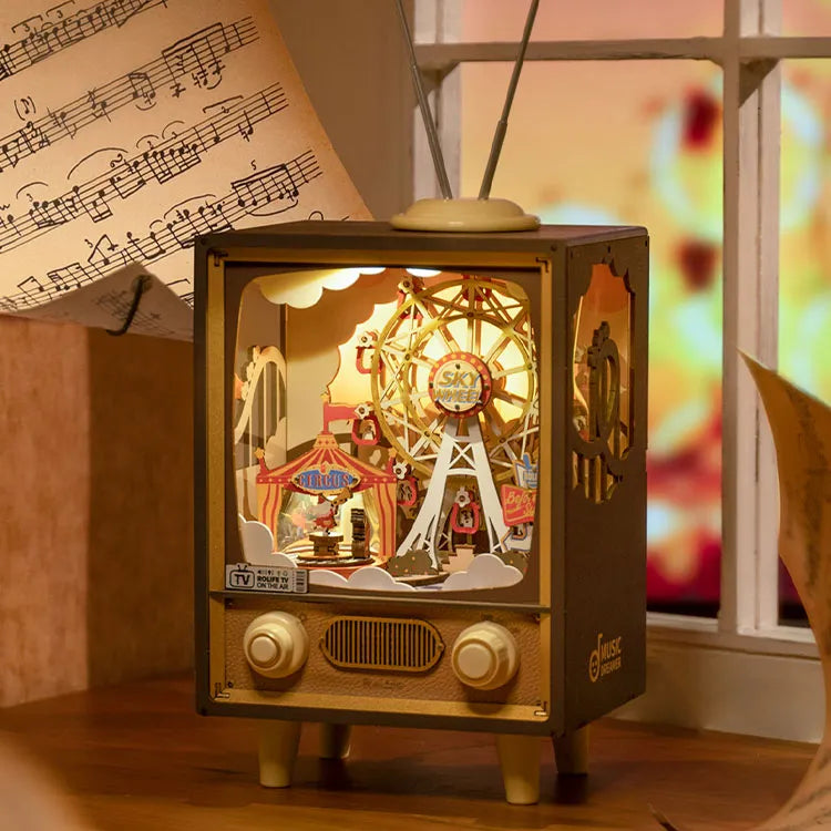 Rolife Sunset Carnival Musikspeldosa DIY Miniatyrscen Med Nöjesparkstema