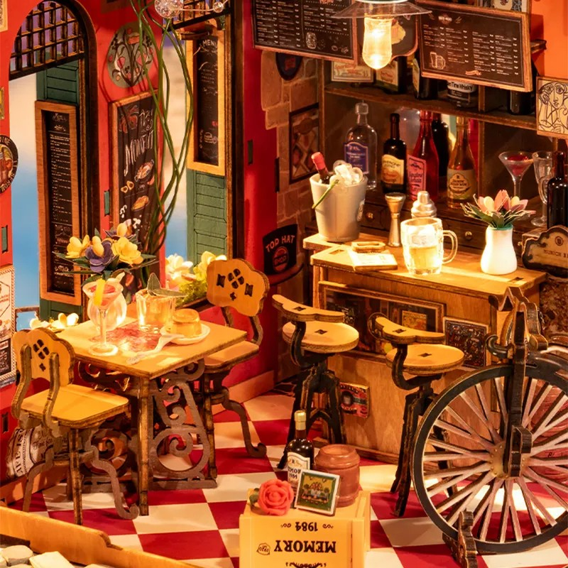 Rolife Cheers Bar & Dining DIY Miniature House