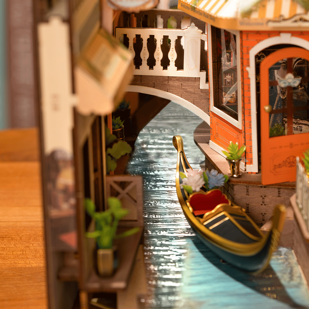 Rolife Romantic Venice Book Nook DIY Miniatyrmodell med Venedig-tema