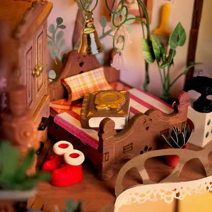 Rolife Fairytale Tree House DIY Miniature House DG179 - It-store.se
