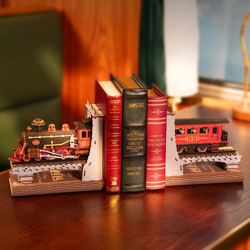 Rolife Century Train DIY Book Nook Kit Vintage Steam Locomotive