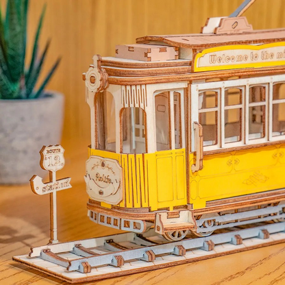 Rolife Tramcar DIY 3D Träpussel för Barn & Vuxna